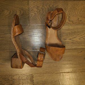 Frye Cindy Brown Leather Block Heel Sandal size 6